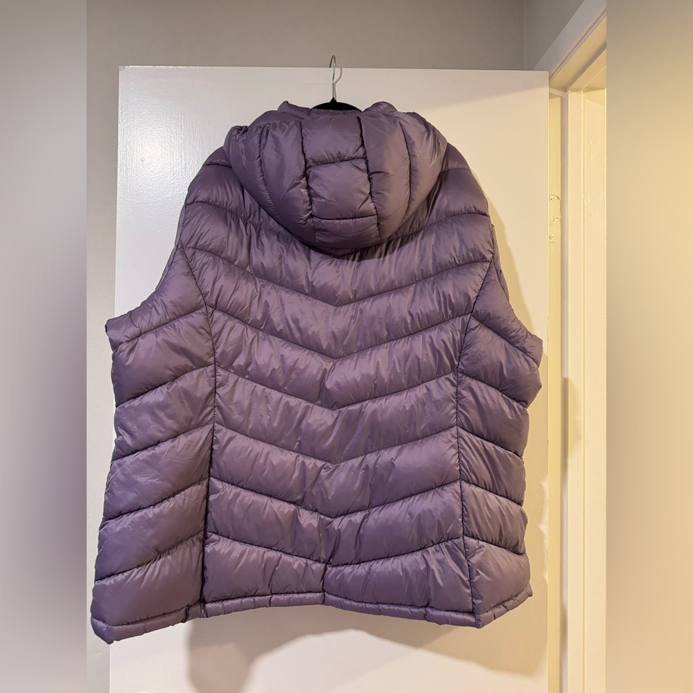 Charter Club 4x Women's Purple packable Puffer Jacket with hood bag included - Picture 4 of 10